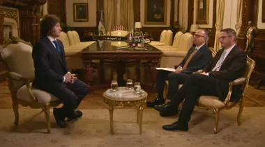 Milei respaldó créditos del Banco Nación a funcionarios y crece la controversia