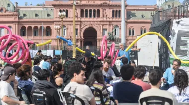 ¿Salarios 2x3? La razón por la que la UBA lleva sus clases a Plaza de Mayo