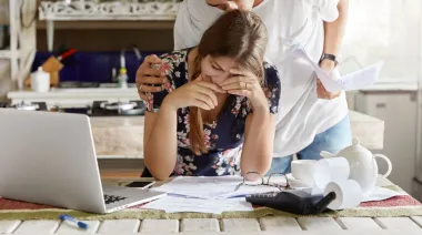 Morosidad récord en familias: el crédito fintech ya cobra tasas de hasta 500%