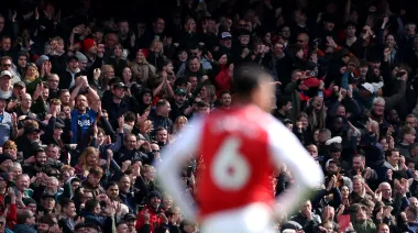 Insólito: un hincha demandó al Arsenal por el estrés que le causó el equipo