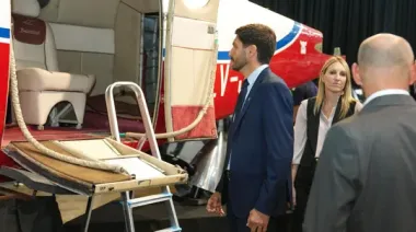 Motos, autos de lujo y aviones: Subasta de bienes incautados en Rosario