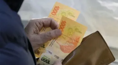 Los impactos de la inflación de marzo: dólar, prestaciones y tarifas