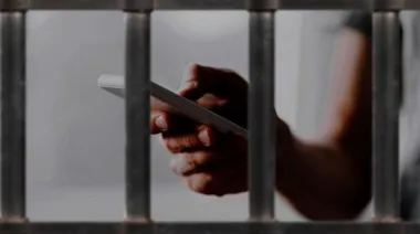 Celulares en cárceles: la medida clave que tomó Milei y cómo funcionará