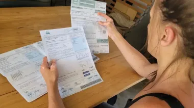 Transporte, luz y gas: cuánto pesa hoy la canasta de servicios en el sueldo