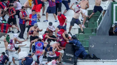 Qué pasó en el clásico paraguayo Cerro Porteño-Olimpia que dejó 72 heridos