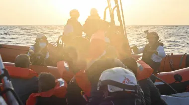 Naufragio frente a Libia: sobrevivieron 4 migrantes tras 5 días