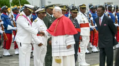 Vaticano y dictaduras: la visita de León XIV que reactivó una discusión incómoda