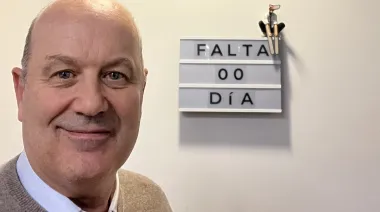 "Obsoleto, inútil y viejo": quién es la diputada K que se burló de Sturzenegger