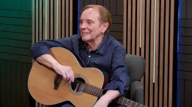 Johnny Tedesco celebra su historia con un show especial en Café Berlín