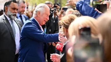 Carlos III viaja a EE.UU. en plena crisis con Trump por Irán