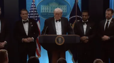 Donald Trump habla tras ser evacuado por el tiroteo en Washington