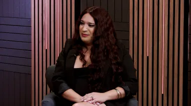 De la transición al escenario: Luz Soto y el arte que nació de su historia