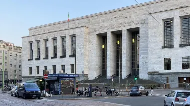 Italia extradita a hacker chino acusado por Estados Unidos de robar datos COVID