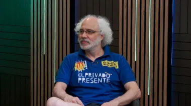 Diego Recalde presenta Dios es argentino en la Feria Internacional del Libro