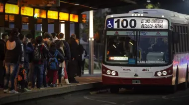 Colectivos en el AMBA: qué acordaron Gobierno y empresas sobre subsidios y tarifas