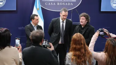 Vuelve Adorni y reabre la Casa Rosada: por qué el Gobierno dio marcha atrás