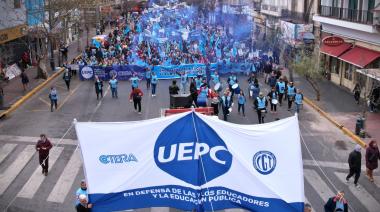 Semana de dos días en Córdoba: el cronograma escolar con el paro de UEPC