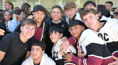 Kicillof viaja a Madrid y Barcelona con una jugada que mira la Casa Rosada