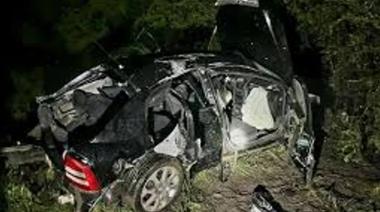 Tragedia en San Luis: tres jóvenes murieron en un vuelco sobre la Autopista 55