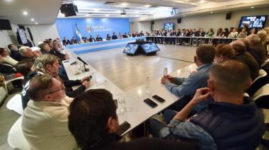 El PJ se reúne en plena interna y vuelve a tensionar con Kicillof por Cristina