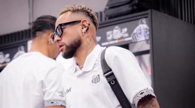 Neymar ya está en Buenos Aires para enfrentar a San Lorenzo