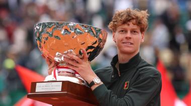 Sinner destrona a Alcaraz en Montecarlo y vuelve a ser N° 1 del mundo