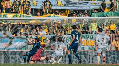 Racing se enredó en Mar del Plata y Costas apuntó a la actitud