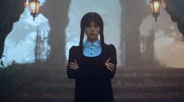 Merlina develó la primera imagen de su tercera temporada