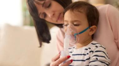 Aumentan los casos de coqueluche en Argentina y piden reforzar las vacunas