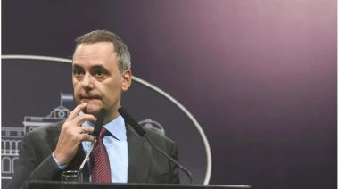 Adorni movió una ficha fuerte en Comodoro Py: quién es su nuevo abogado