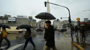 AMBA: lluvias desde la mañana y alerta amarilla del SMN para la noche