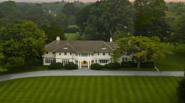 Tom Ford compró la casa donde creció Jacqueline Kennedy en Estados Unidos