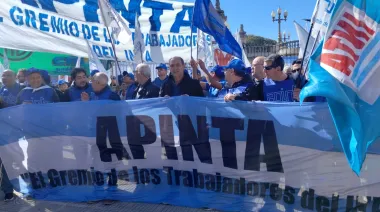 La semana del agro, entre Adorni, la motosierra en el INTA y una cosecha récord