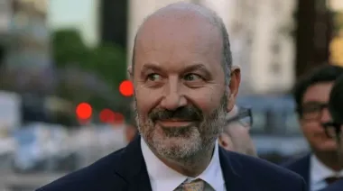 Sturzenegger defendió el rumbo económico de Milei y pidió quitar trabas a exportar