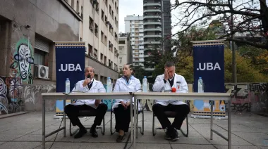 Hospitales de la UBA: el Gobierno asegura que los fondos están al día