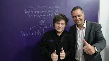“Adorni no se va ni en pedo”: Milei adelantó que presentará su declaración jurada