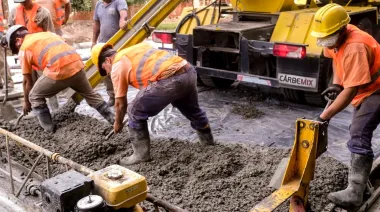 INDEC: la industria y la construcción frenaron la caída en marzo y traen alivio
