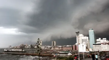 Alerta meteorológica en Mar del Plata: suspenden las clases por el temporal