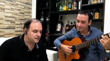 Silvio Rodríguez y Aute en la playlist de Adorni: el inesperado lado B
