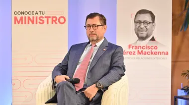 Francisco Pérez Mackenna viajó a India para abrir mercados y sumar inversión