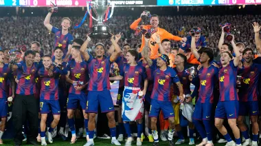 El Barcelona venció al Real Madrid y conquistó LaLiga en un clásico picante