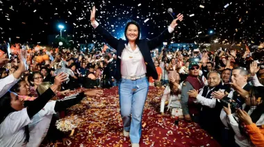 El balotaje peruano cruza herencias políticas y competencia minera regional.