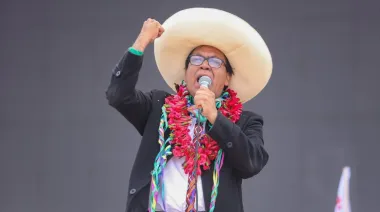 Perú 2026: Sánchez lleva a la izquierda al balotaje y alerta al mercado