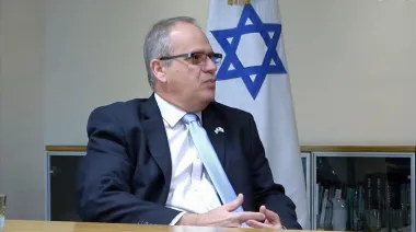 El embajador de Israel, Eyal Sela, recordó por qué el país juega en la UEFA