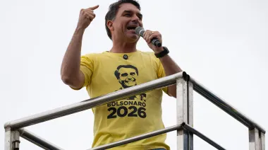 Jim Caviezel y Bolsonaro: el film que sacude a Brasil en 2026