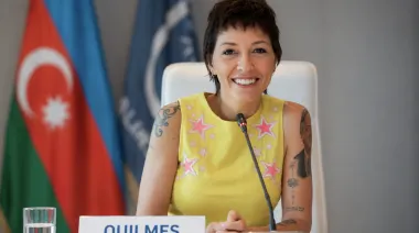 Bakú, Azerbaiyán y Quilmes: la movida internacional de Mayra Mendoza en el WUF13
