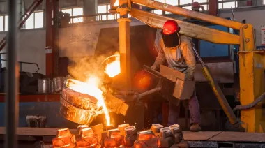 La metalurgia lleva 9 meses en baja y agrava la presión sobre el empleo