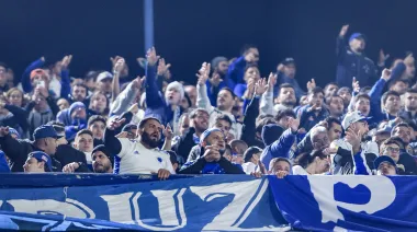 El polémico gesto de un hincha del Cruzeiro que terminó detenido en la Bombonera