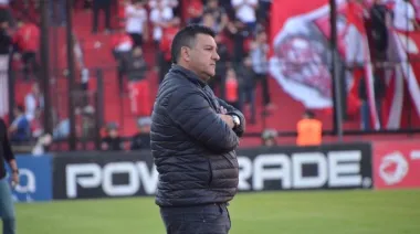 Néstor Apuzzo y la frase sobre mujeres y gays que indigna al fútbol argentino