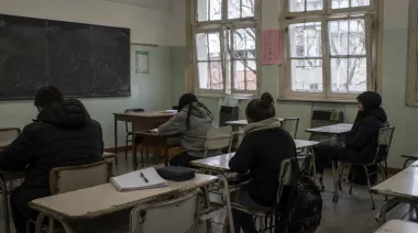 La medida en escuelas de La Plata que obliga a reorganizar trabajo y cuidado